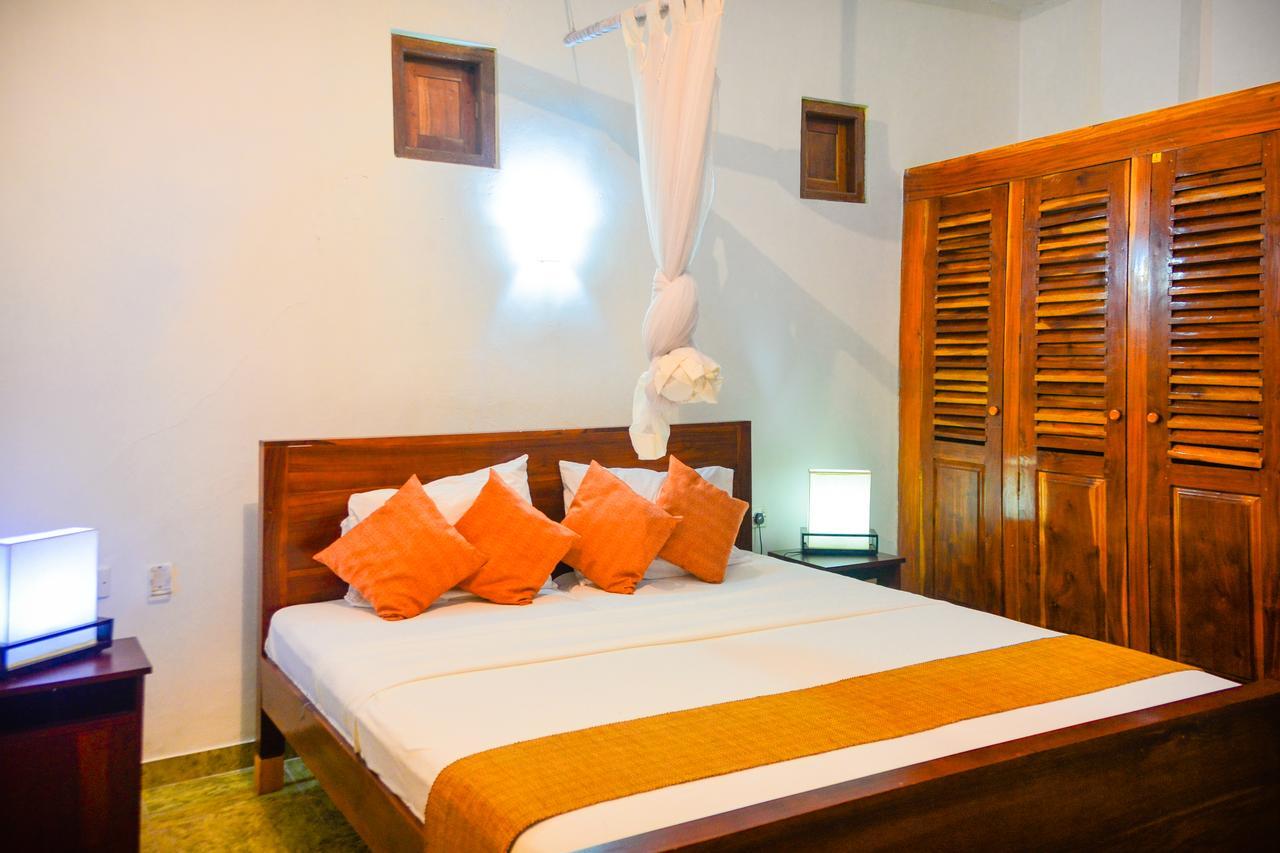 Rainbow Beach Hotel Νεγκόμπο Εξωτερικό φωτογραφία